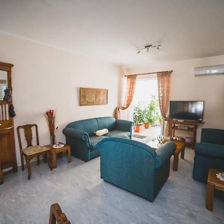 Apartment On Nikaias 5C باترا المظهر الخارجي الصورة